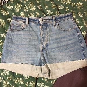$10 NWOT jean shorts